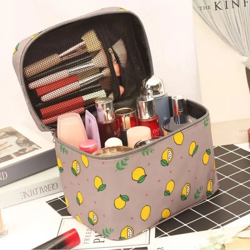 Large-capacity Makeup Bag with - Beauty Makeup Box Set reseña y precio